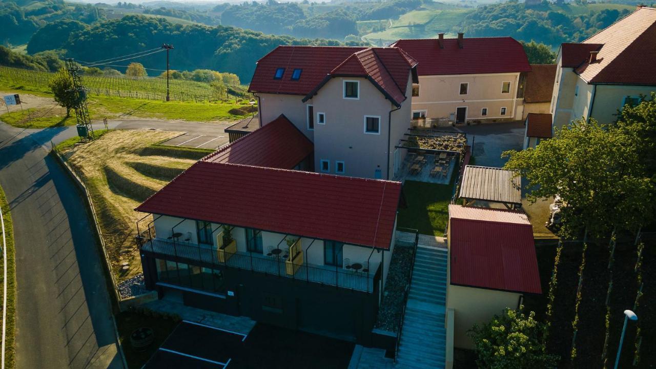Hisa Pep'S Acomodação com café da manhã Ivanjkovci Exterior foto